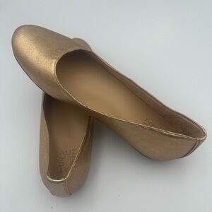 Naturalizer Maxwell Gold Leather Ballet Flats Size 8.5 I Elegant Loafers